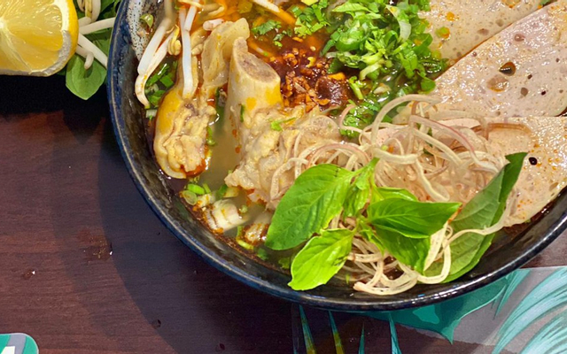 BÚN BÒ THÁI 79 - LẨU BÒ ỚT XANH - Nguyễn Văn Khối