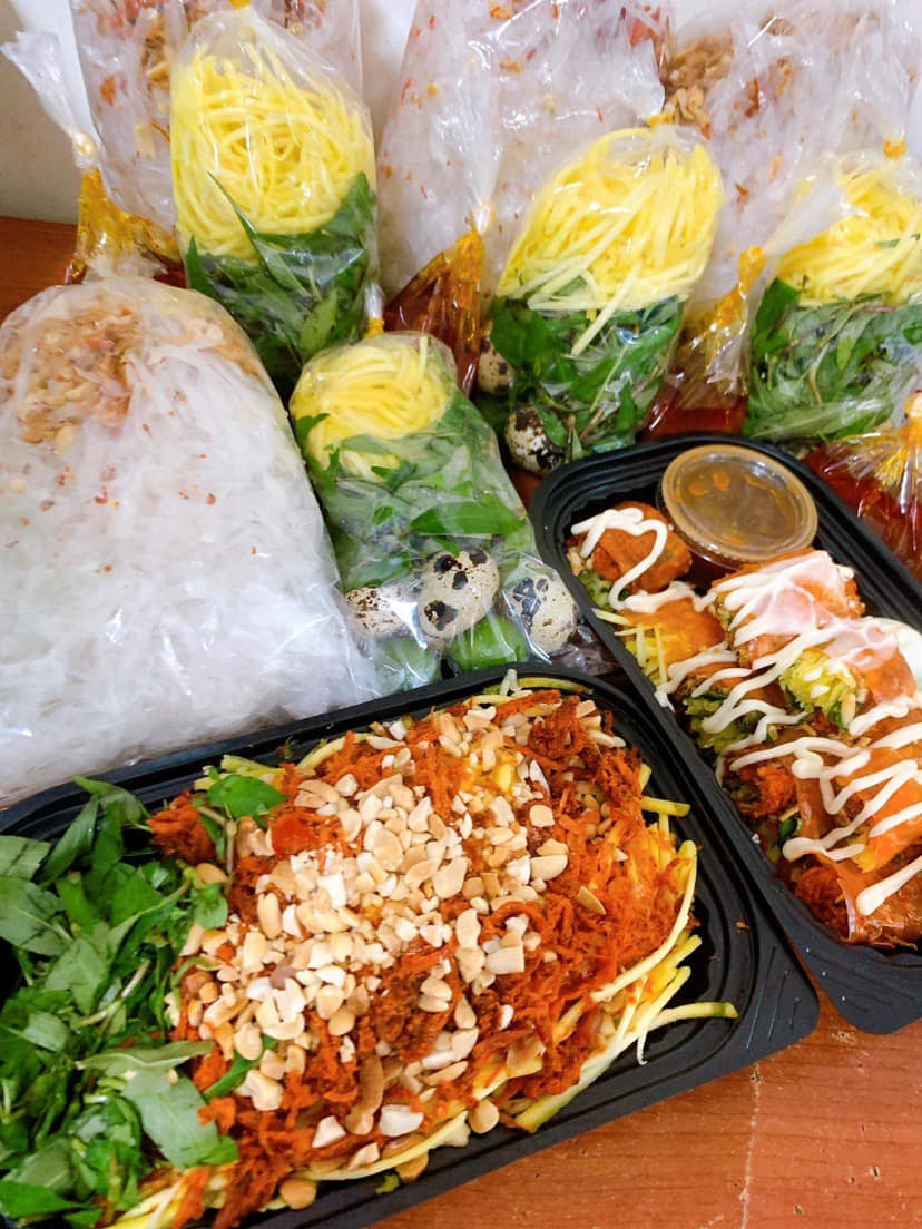 Linh Chi - Bánh Tráng Trộn - Mễ Trì Thượng
