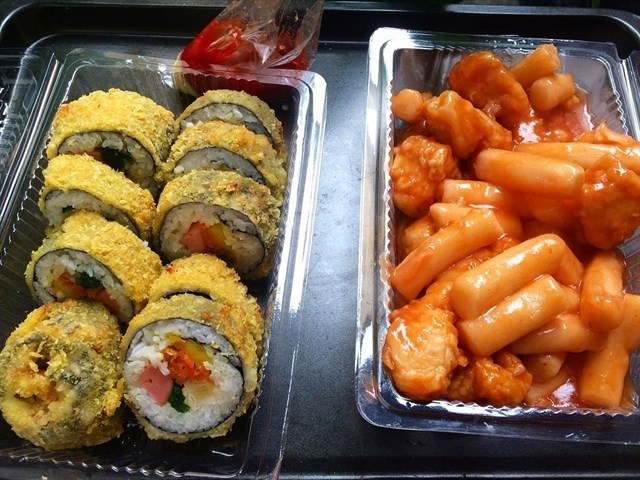 Ăn Vặt Phố Thị - Đường Số 8