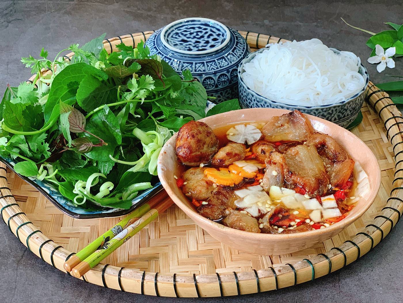 Bún Chả Ngọc Huyền - Lĩnh Nam