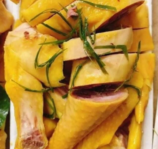 Gà Ủ Muối Susu - Chiến Lược