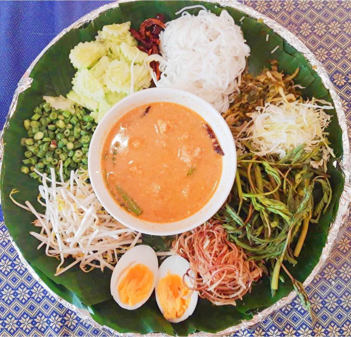 NHÀ HÀNG CON VOI VÀNG - Hai Bà Trưng
