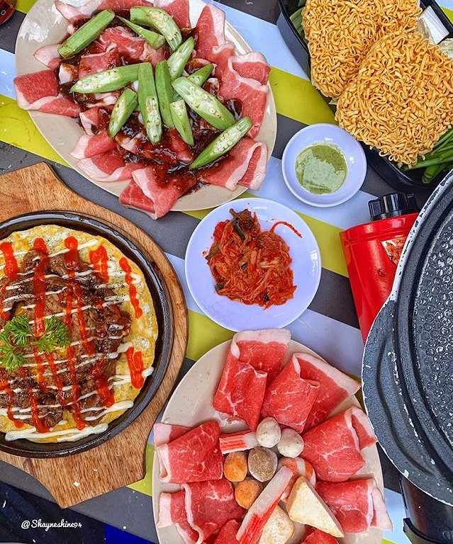 Thị Trấn Bò-Trà Sữa, Mì Trộn & Xiên Que - Nguyễn Chí Thanh