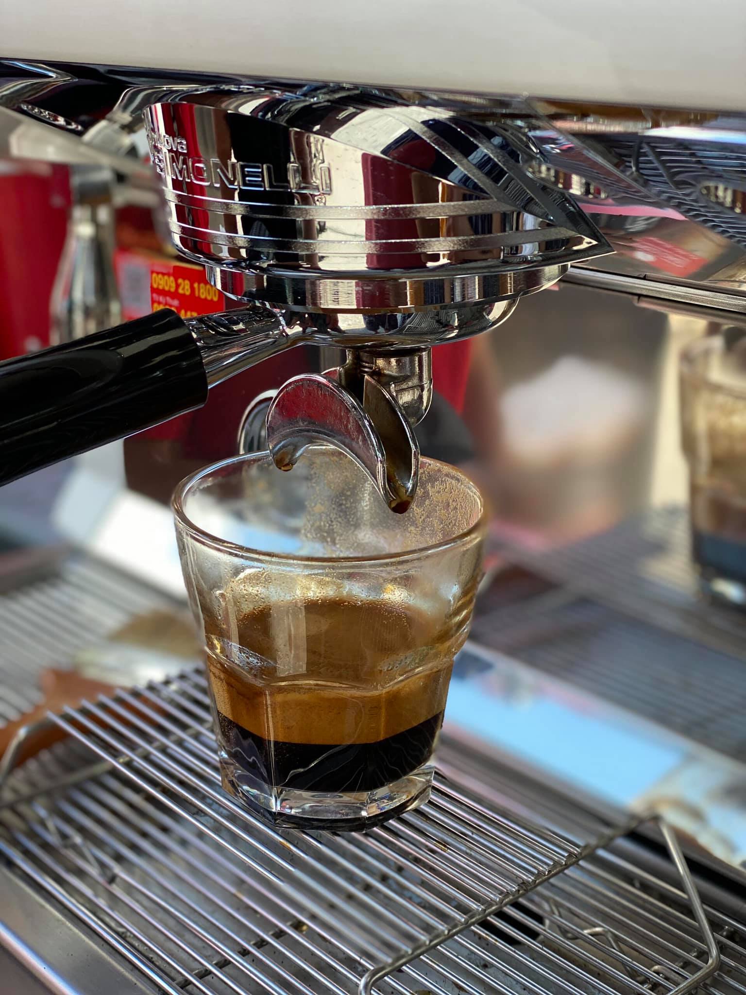 BACI COFFEE - Tạ Quang Bửu