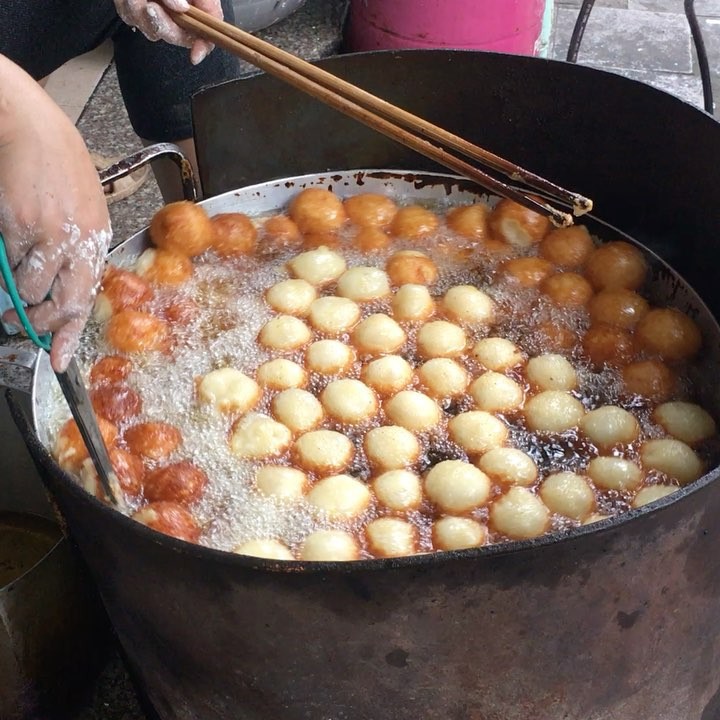 Bánh Rán Cổ Truyền Hoa Linh - Vĩnh Hưng
