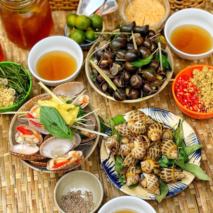 Quán Ốc Cười - Bầu Cát 1