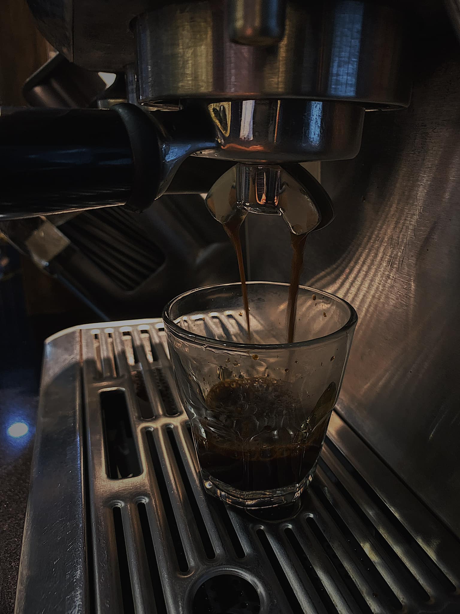 MR CÚ COFFEE - Hoàng Sa