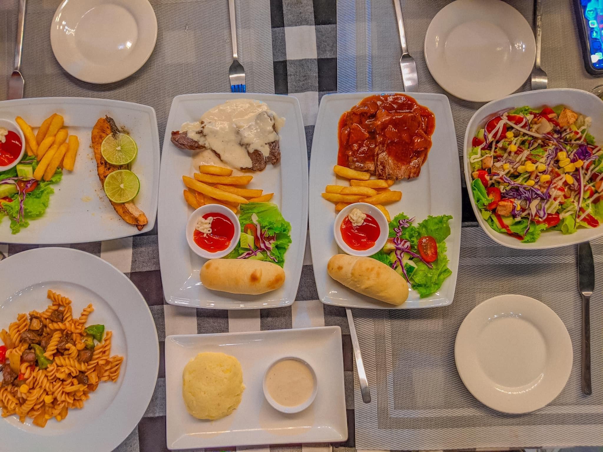 Mr. Beef Steak - Phú Lợi