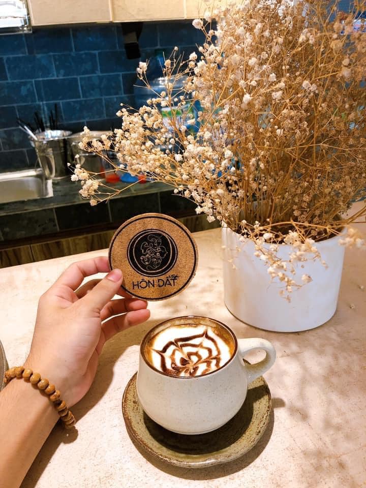 Hòn Đất Coffee - Phạm Hữu Lầu
