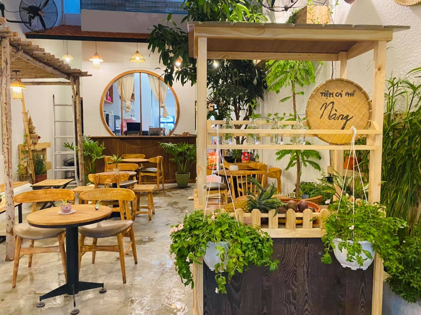 Coffee Nàng - Nguyễn Cửu Đàm