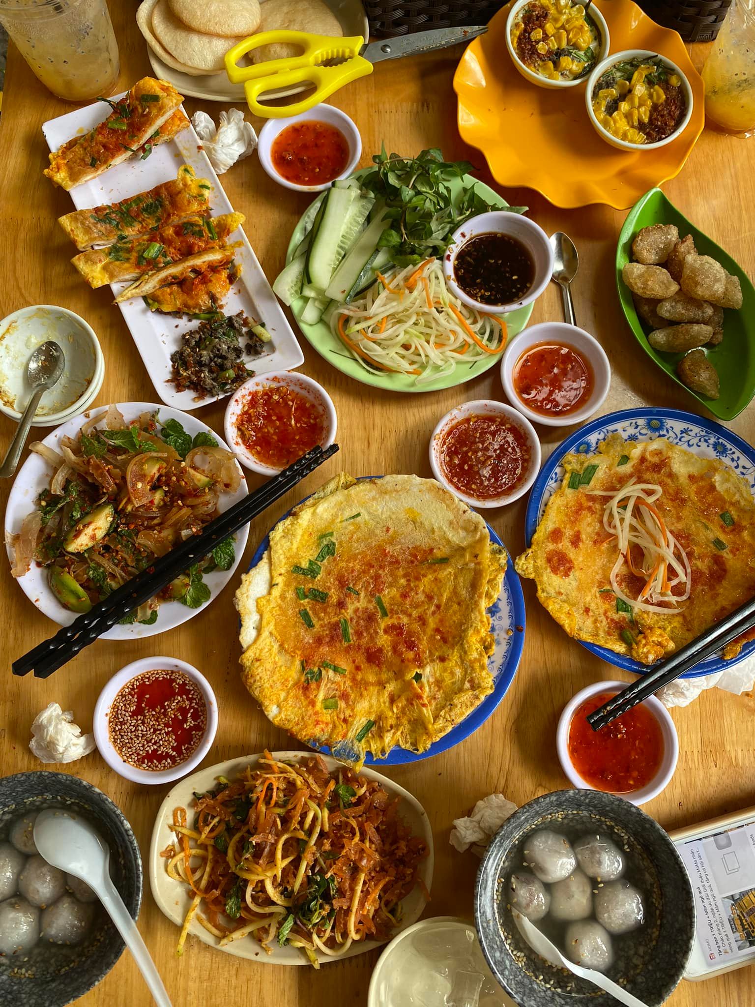 Khánh - Bánh Ép Huế - Hải Phòng