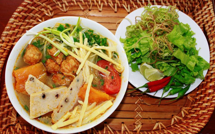 Bún Chả Sứa Nha Trang Mến - Cách Mạng Tháng 8