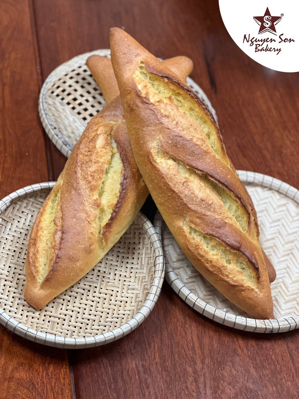 Nguyễn Sơn Bakery - Lạch Tray