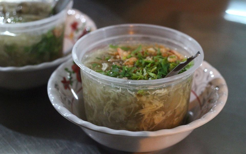 Út Tuyền - Súp Cua, Rau Má Đậu Xanh - Nguyễn Thị Nhỏ