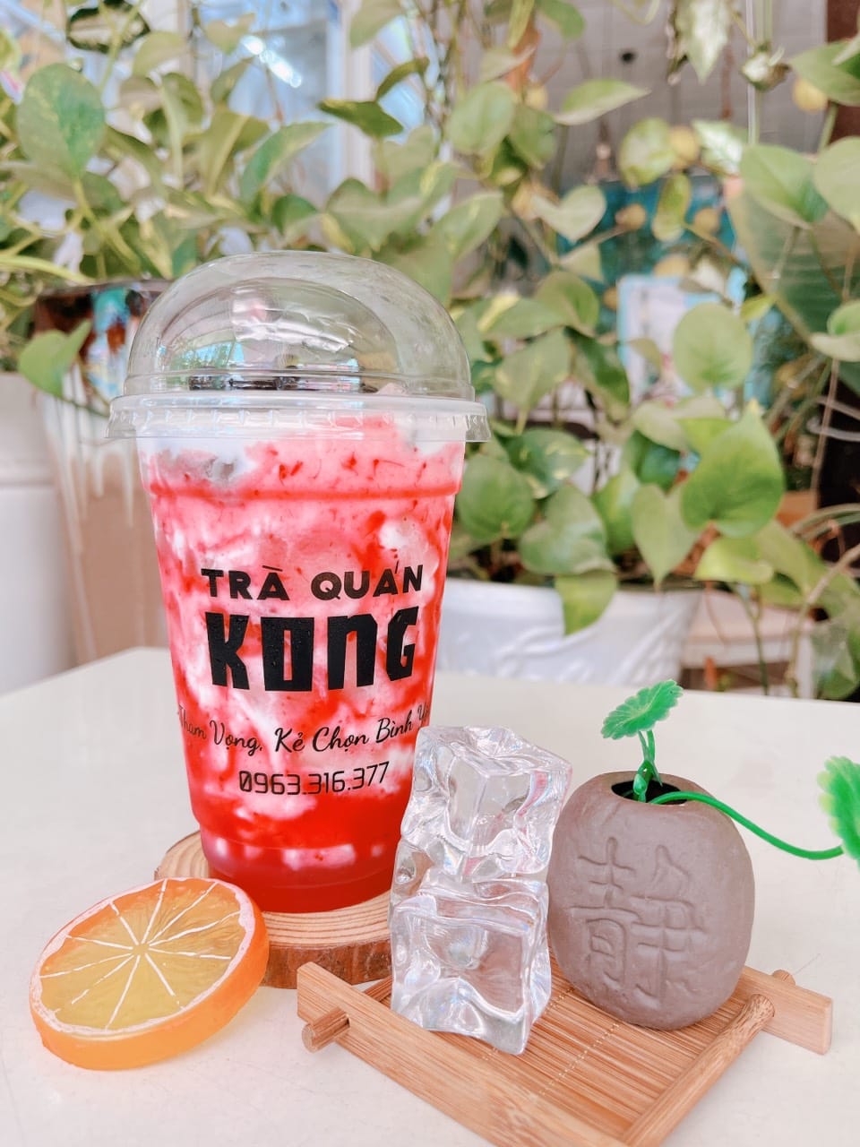 Trà Quán Kong - Nguyễn Thị Tươi