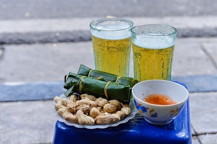 Bia Sang Trọc - Nguyễn Huy Tưởng
