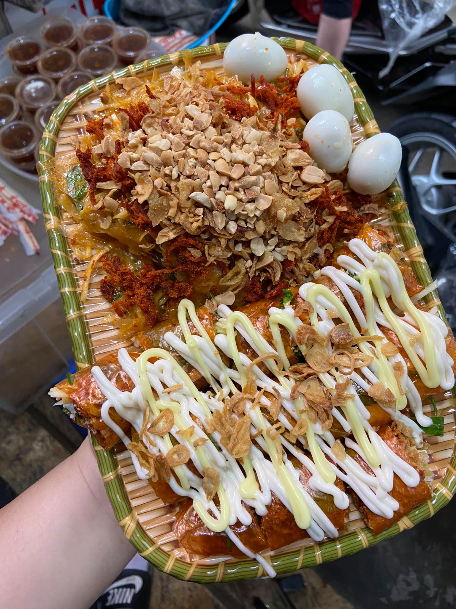 Linh Chi - Bánh Tráng Trộn - Mễ Trì Thượng