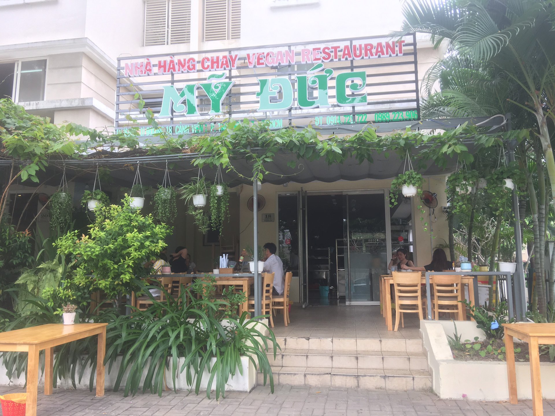 NHÀ HÀNG CHAY MỸ ĐỨC - Đường Số 18
