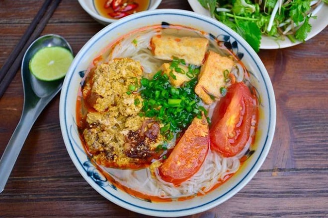 Bún Riêu Cô Nhài - Ngô Thị Thu Minh