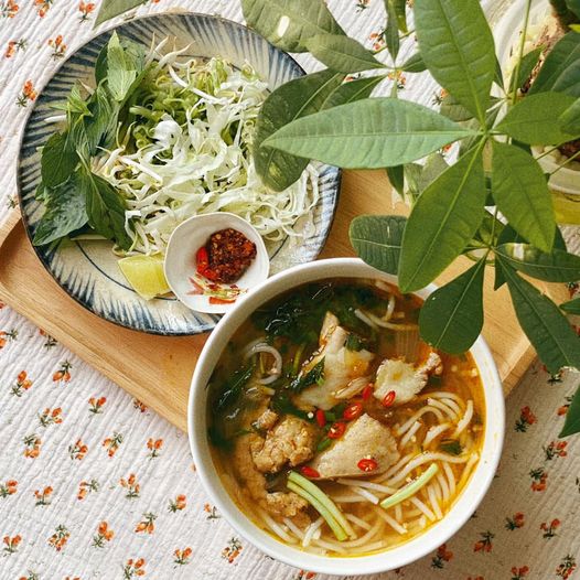 Mệ Ơi - Bún Bò Huế - Ngô Thị Thu Minh