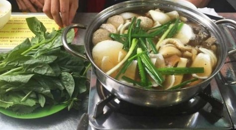 Tiệm Lẩu Bò Ngộ Nho Nhỏ - Hòa Hưng