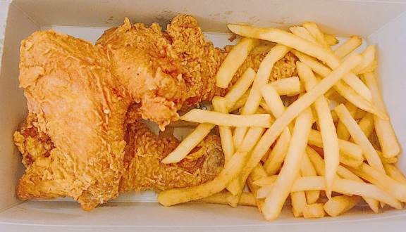 Gà Rán, Khoai Lang Lắc Ngọc Thảo - Đặng Văn Bi