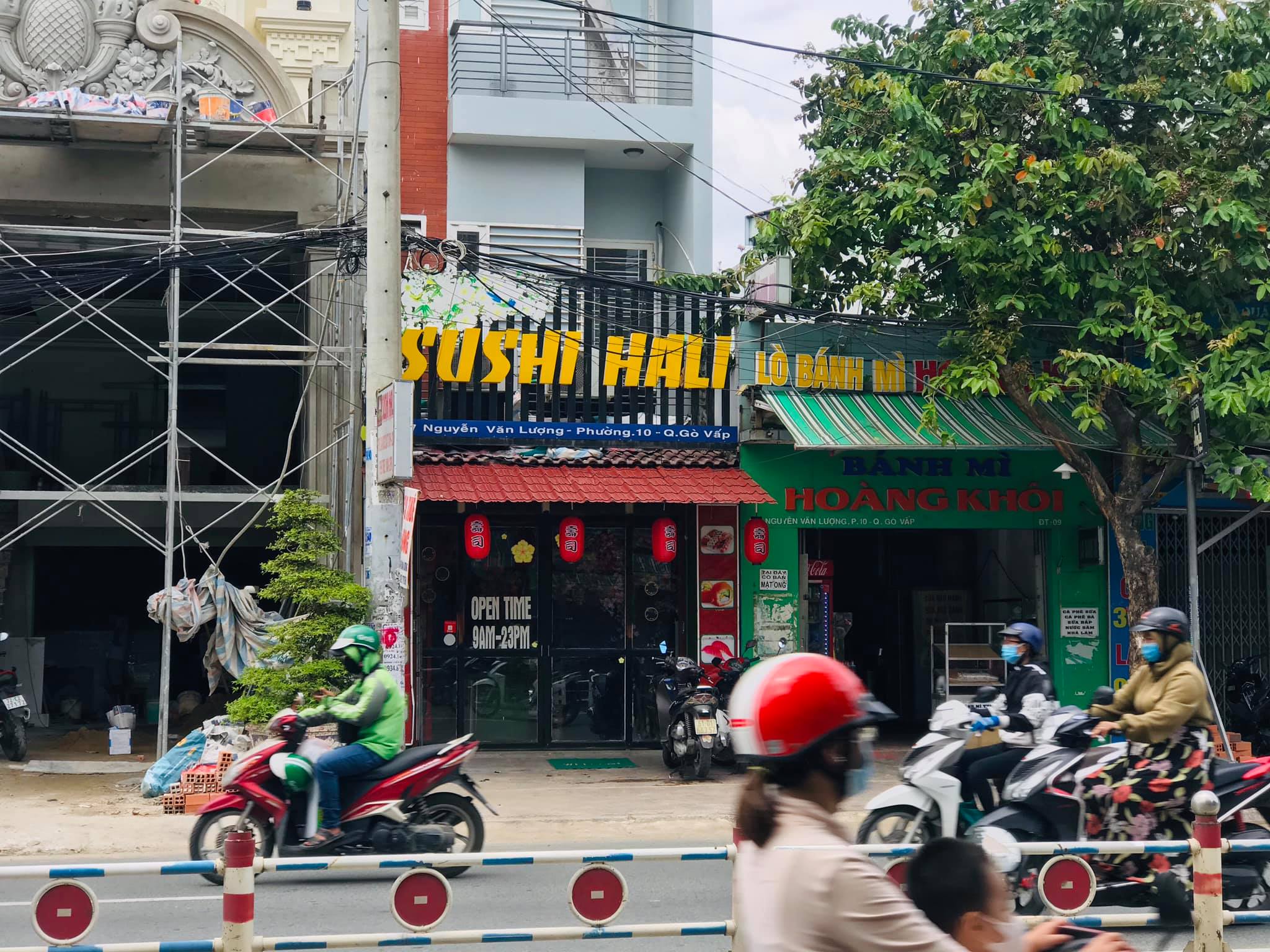 QUÁN MR TÔM SUSHI NẰM TRÊN ĐƯỜNG LÊ VĂN THỌ CHUYÊN PHỤC VỤ MÓN NHẬT BÌNH DÂN