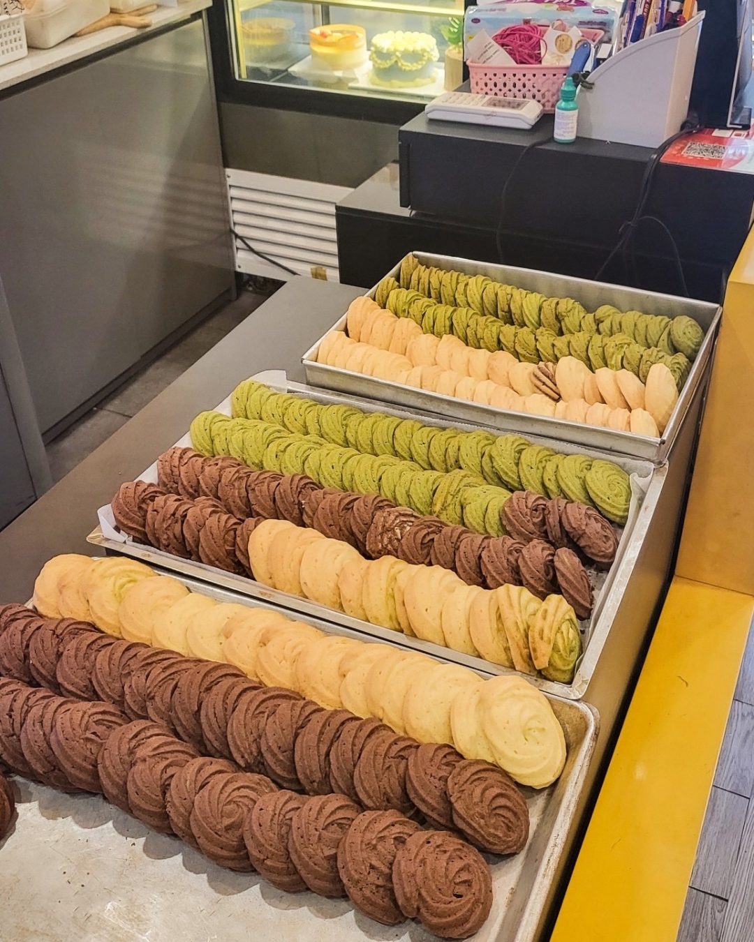 CAKE de LUNA - Tiệm Bánh Ánh Trăng - Cư Xá Đô Thành