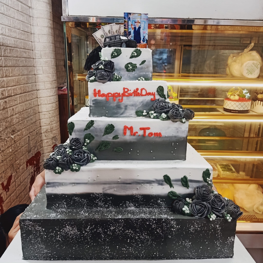 Bánh sinh nhật Thu Hiền - Đội Cấn