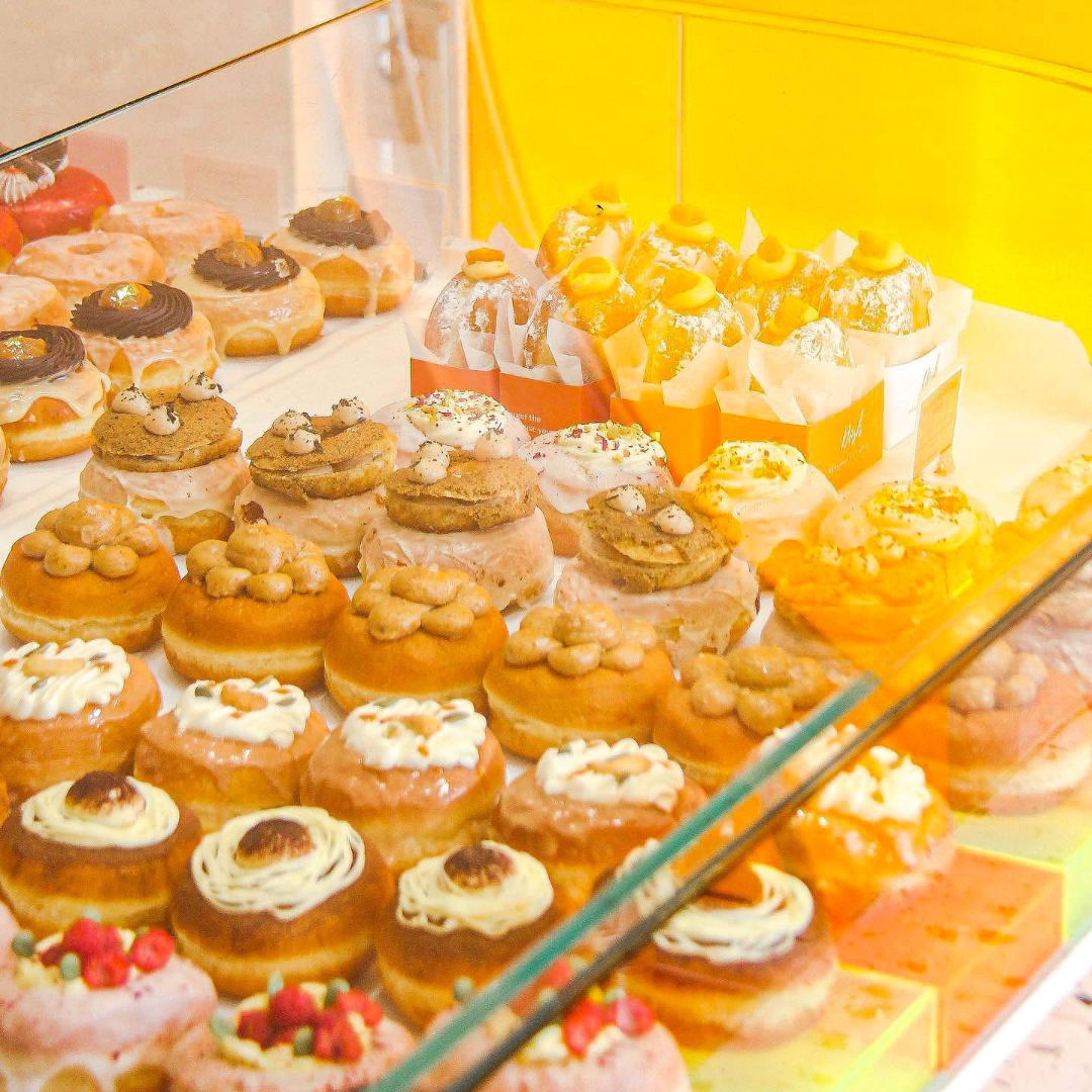 Dosh - Doughtnut & Coffee - Nguyễn Huệ