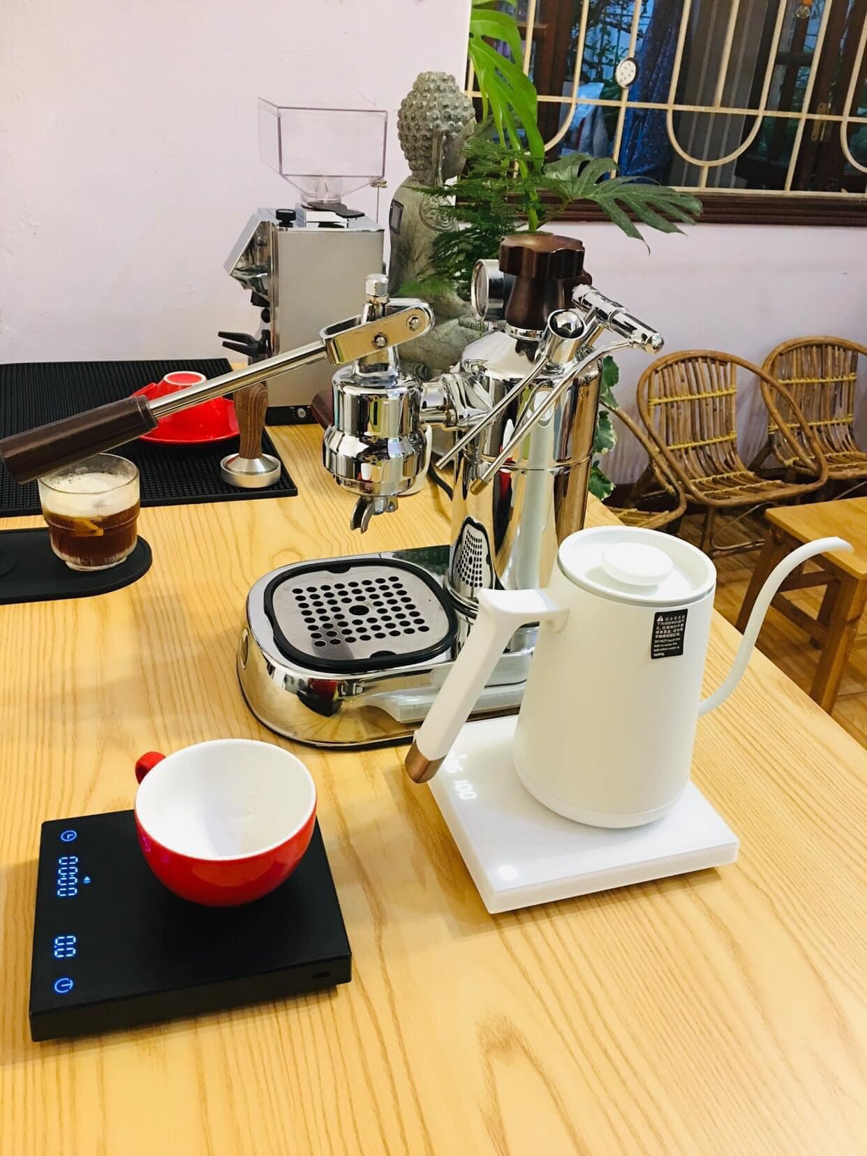 Ngộ Ghê - Manual Coffee - Vạn Bảo