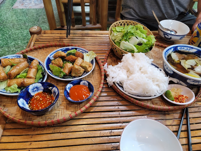 Tonkin Bún Chả - Nguyễn Công Trứ