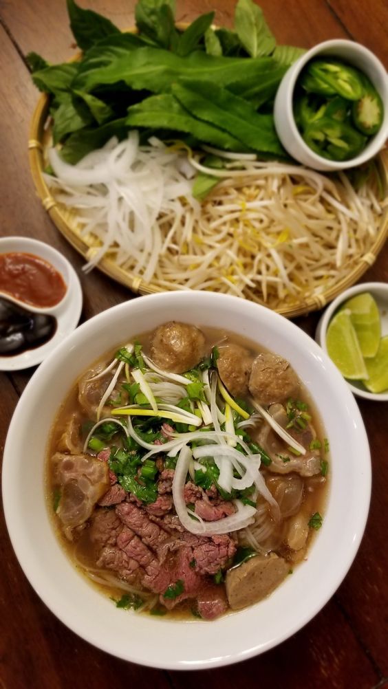 Bún Thái Và Bún Mắm Dung - Ngô Tất Tố