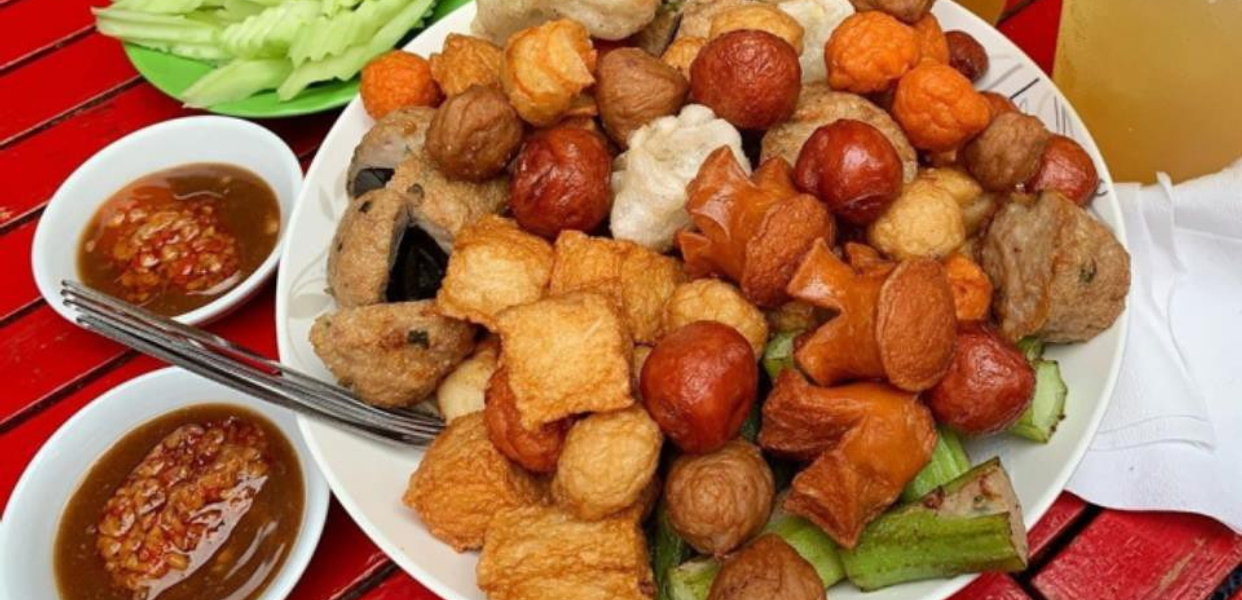 Ăn Vặt Tũn Tĩn - Lũy Bán Bích