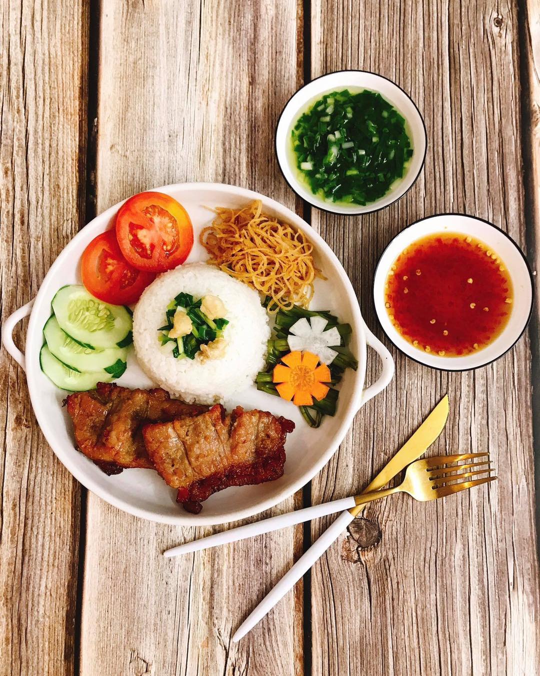 Vàng Béo - Cơm Tấm & Bún Thịt Nướng - Trường Chinh