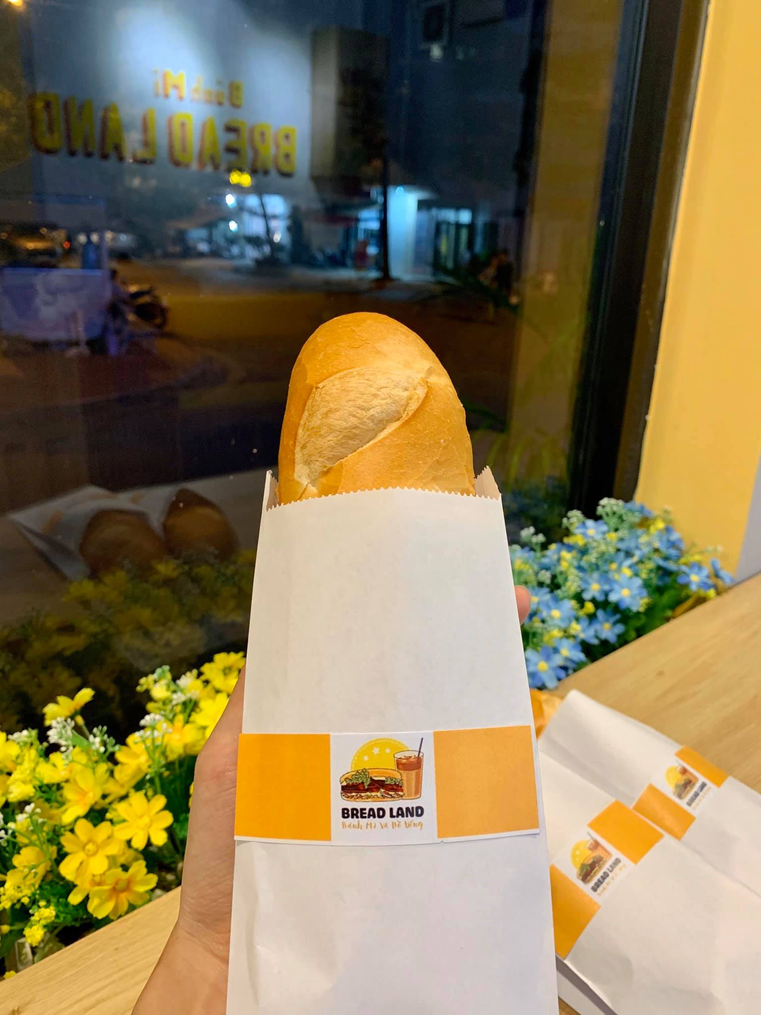 Bánh Mì Bread Land - Cao Đức Lân