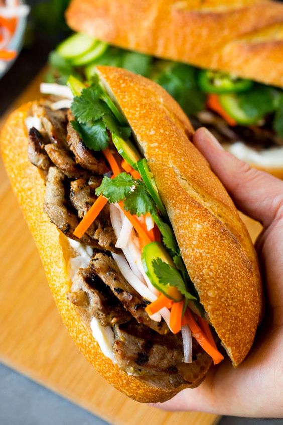 Hân Nguyên - Nem Nướng Nha Trang & Bánh Mì - Cầu Diễn