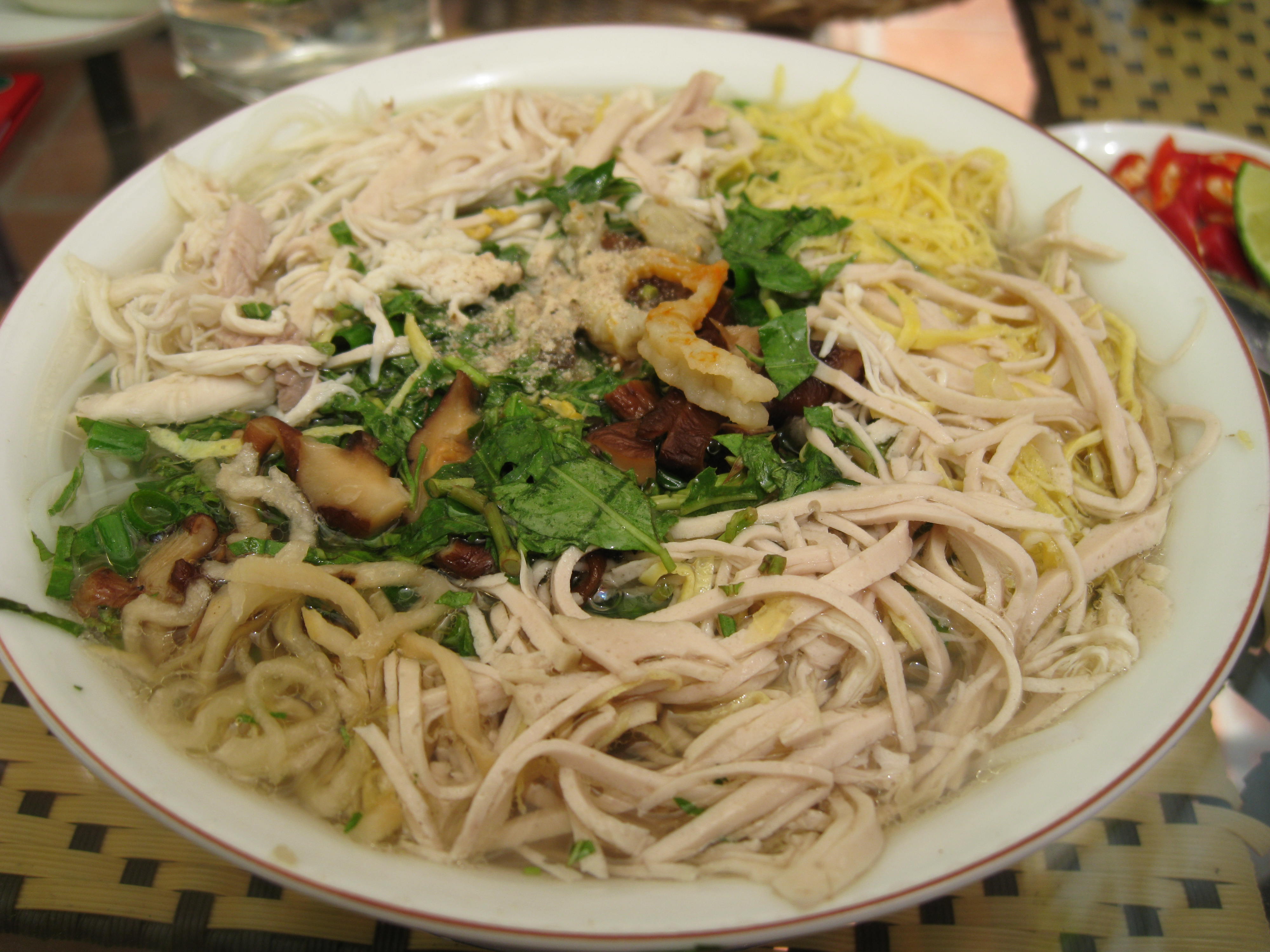 Lộc Phở Gà - Đền Lừ 2