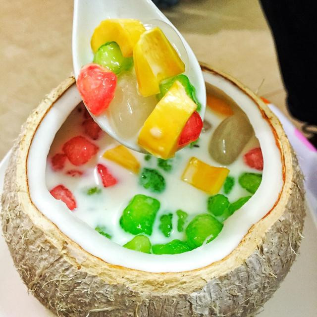 Chè Thái Ý Vy - Phan Huy Ích