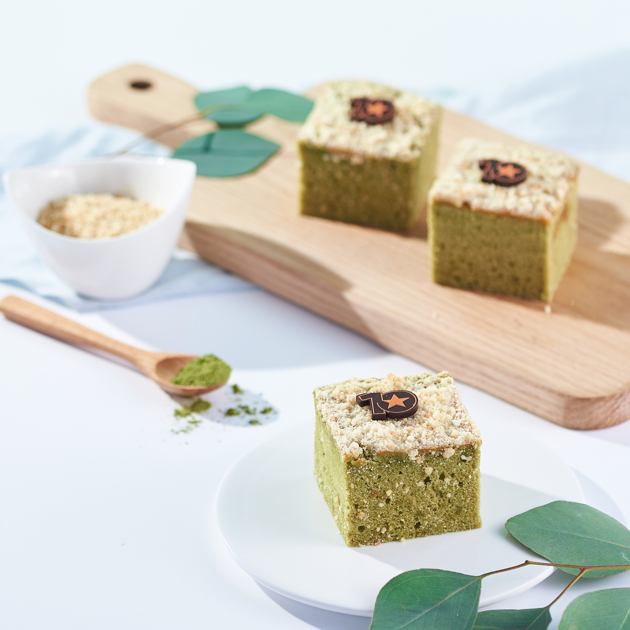 Starbucks - Cách Mạng Tháng 8