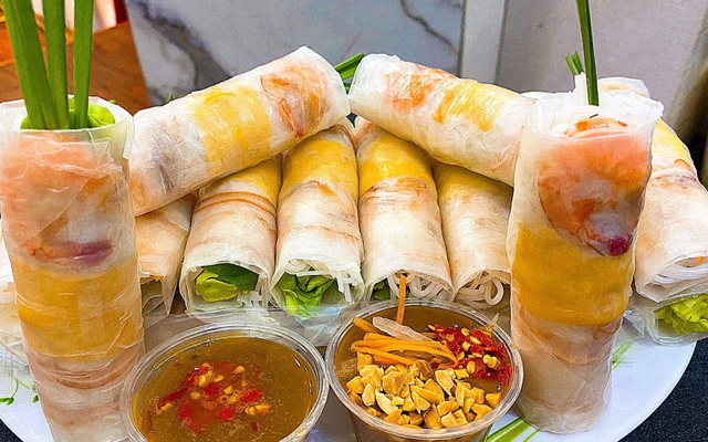 Gỏi Cuốn - Nước Mía Ngọc Hà