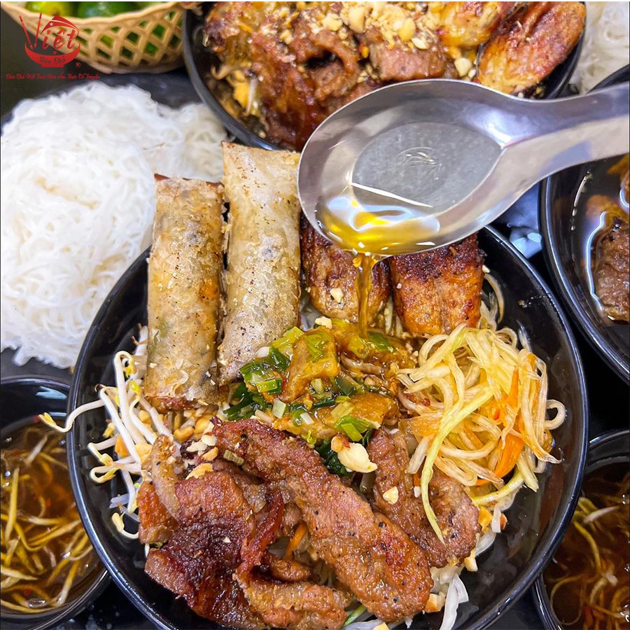 Bún Chả Việt - Chùa Láng - Cơ Sở 3