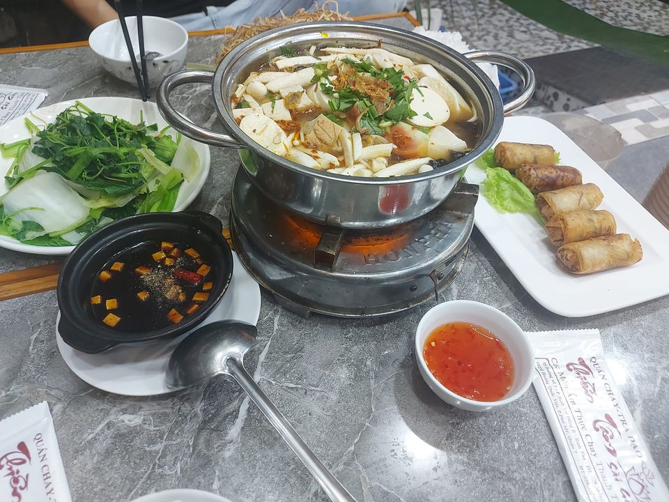 Thiền Tâm - Ẩm Thực Chay & Trà Đạo - Đường Số 7