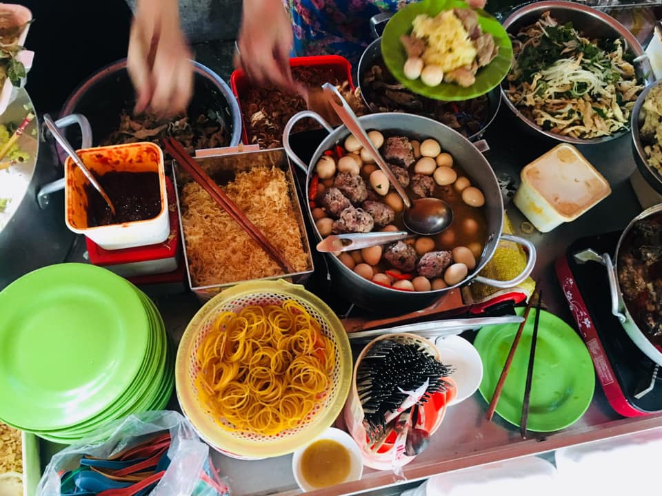 Xôi Bà Bé - Ngô Gia Tự