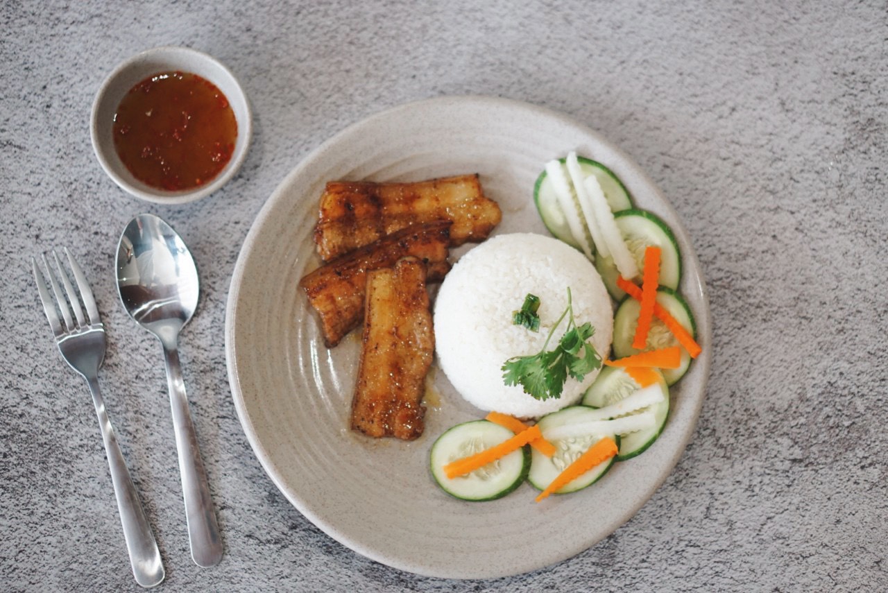 Cơm Tấm Saigon - Huỳnh Tấn Phát