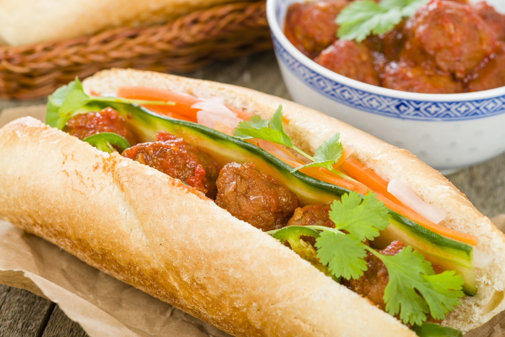 Muối Bami - Bánh Mì Thịt Nướng Huế - Nguyễn Huy Tưởng