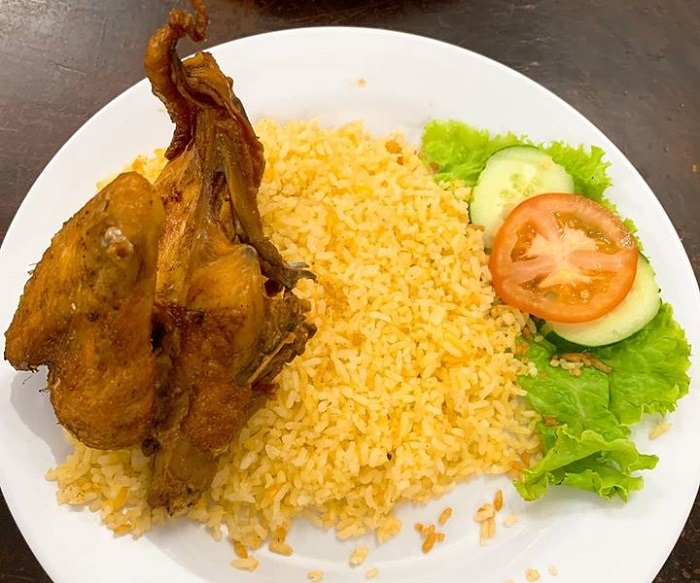 Cơm Chiên Long Phụng - Doãn Uẩn