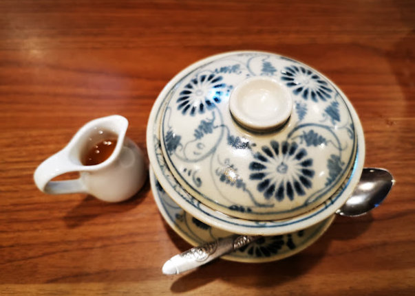 TIỆM CAFE THẢO - Quang Trung