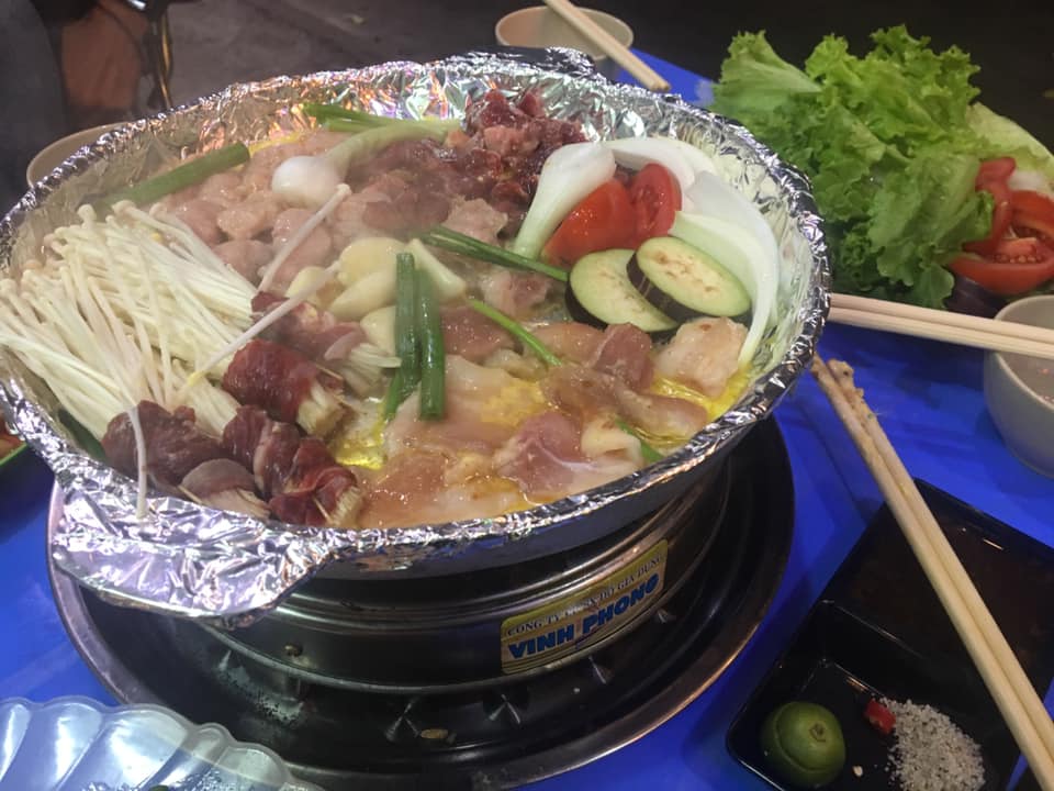Quán Nướng BBQ Hè Phố - Man Thiện