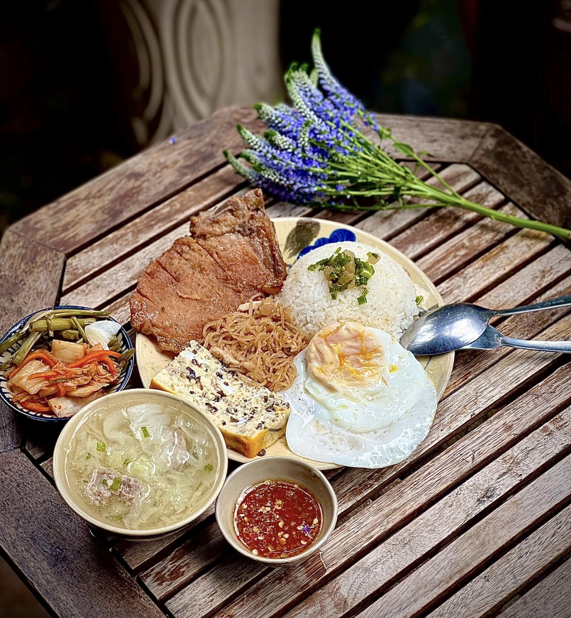 Cà Phê Đỗ Phủ - Cà Phê & Cơm Tấm - Trần Quang Khải